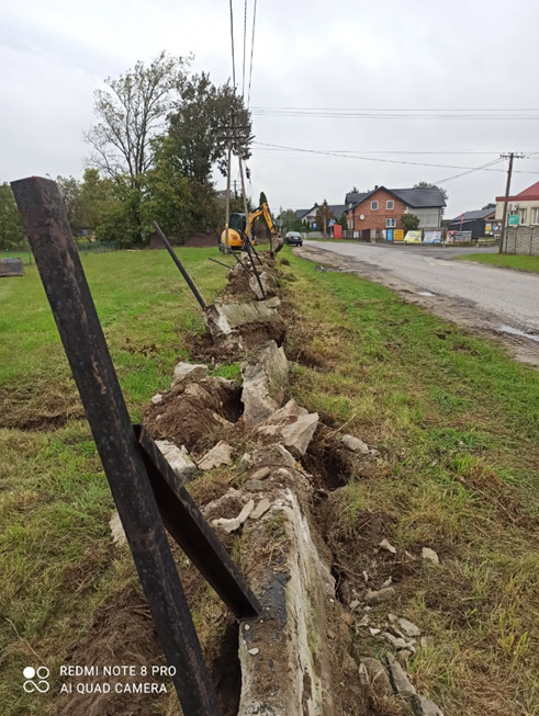 Zakup i montaż ogrodzenia panelowego oraz bramy wjazdowej do boiska piłkarskiego „Tęcza” Janków.